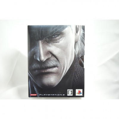 二手 純日版 SONY PS3 潛龍諜影 4：愛國者之槍 限定版